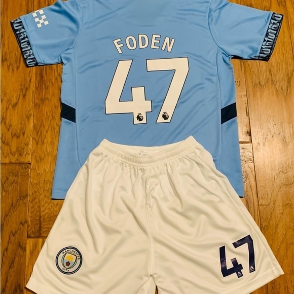 Phil Foden Kids Large Size 28 Man City Foden Soccer Jersey and Shorts Set